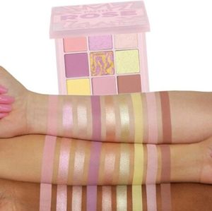 Huda Beauty Rose Obsessions Eyeshadow Palette
